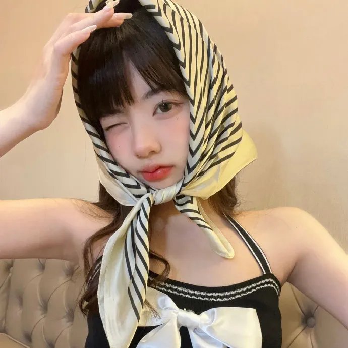 伊莎贝尔跳到聚光灯下